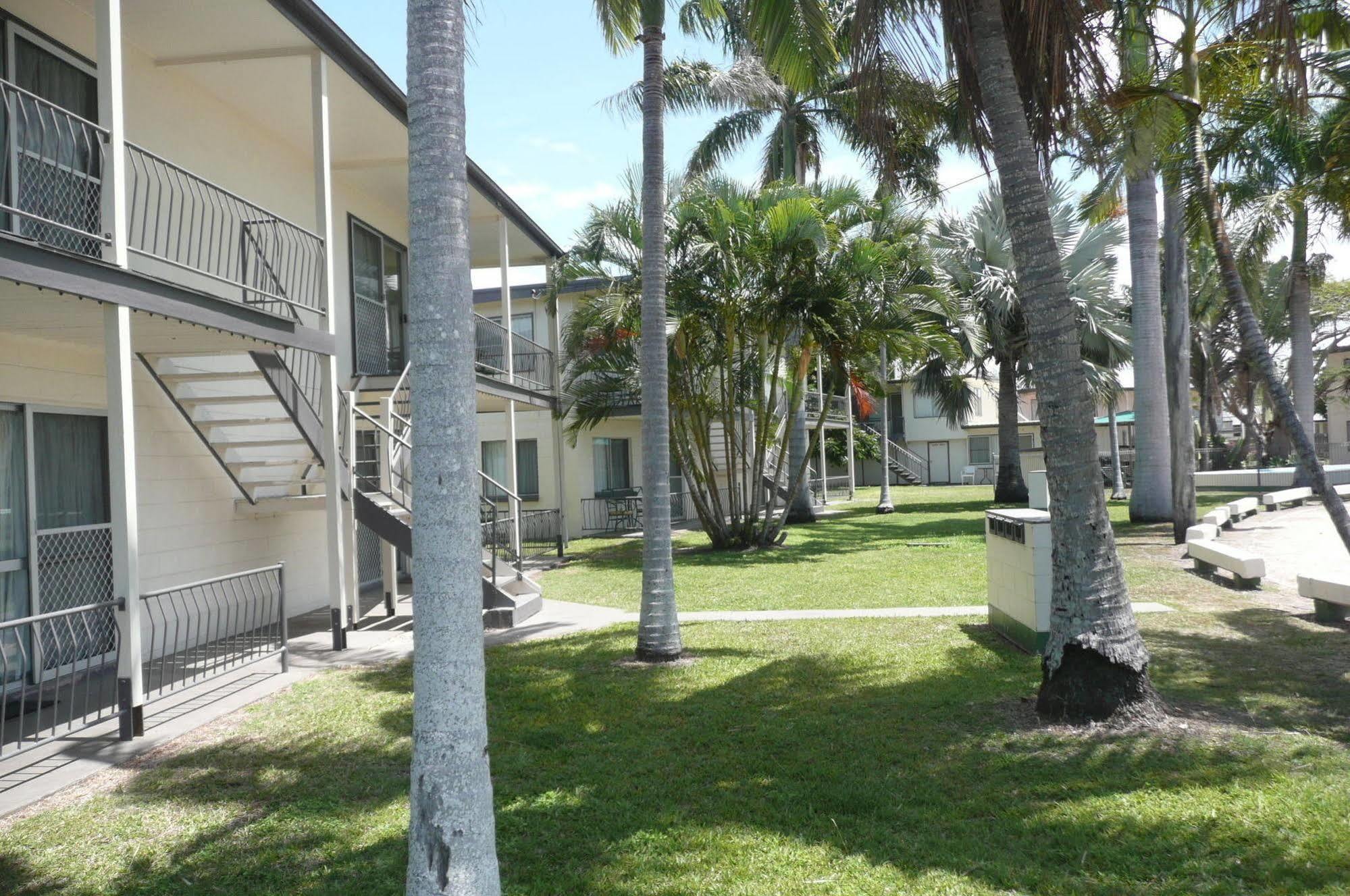 Ocean Breeze Apartments Bowen Exteriér fotografie